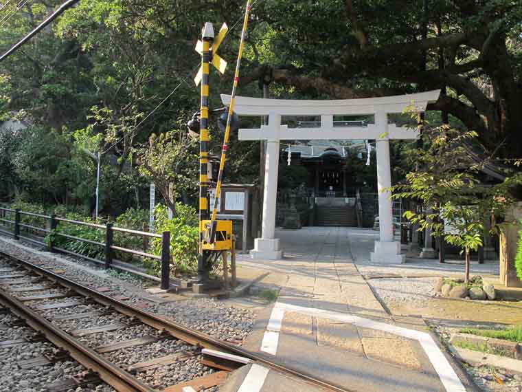 御霊神社